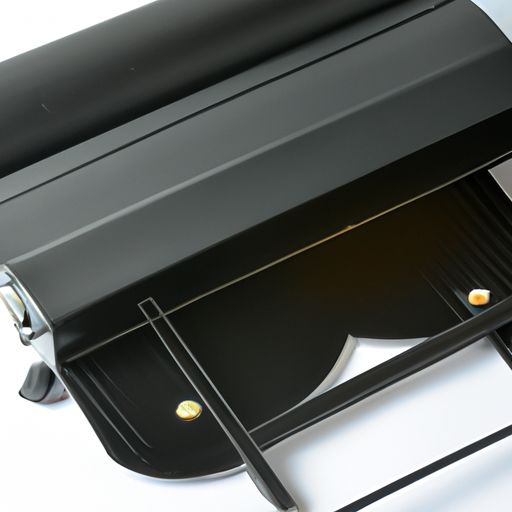 乌金木与鸡翅木哪个好（乌金木与鸡翅木哪个好些）