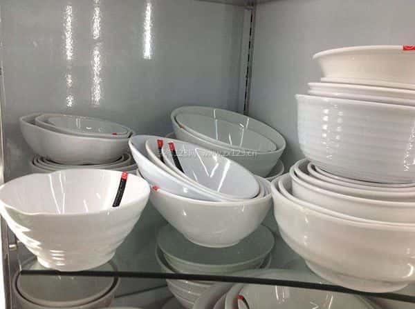 仿瓷餐具