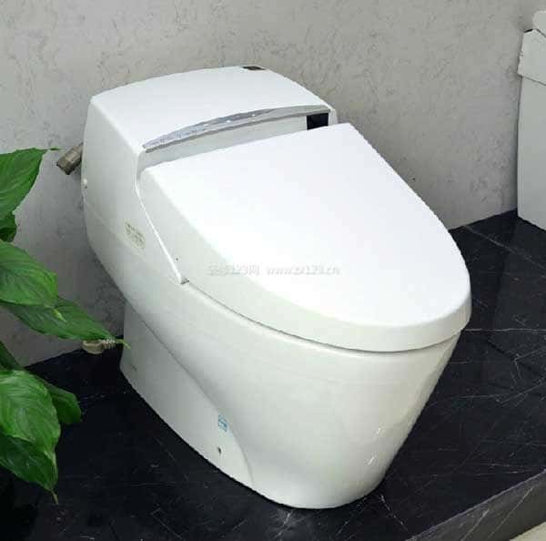 惠达智能马桶