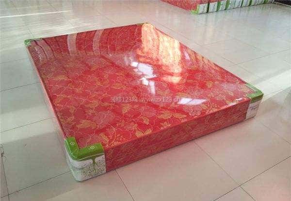 萌春床垫