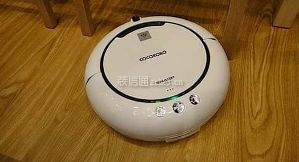 扫地机器人
