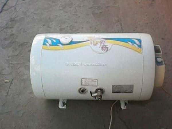 小鸭电热水器